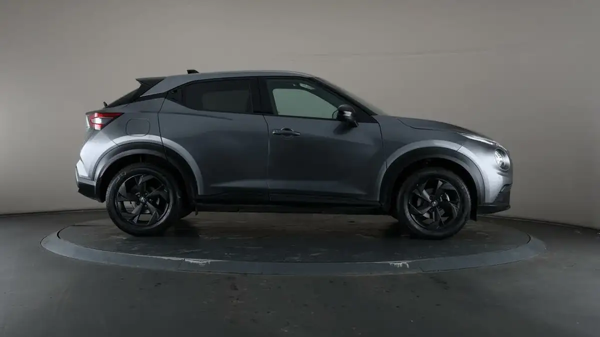 2023-nissan-juke-10-dig-t-n-connecta-dct-big-60