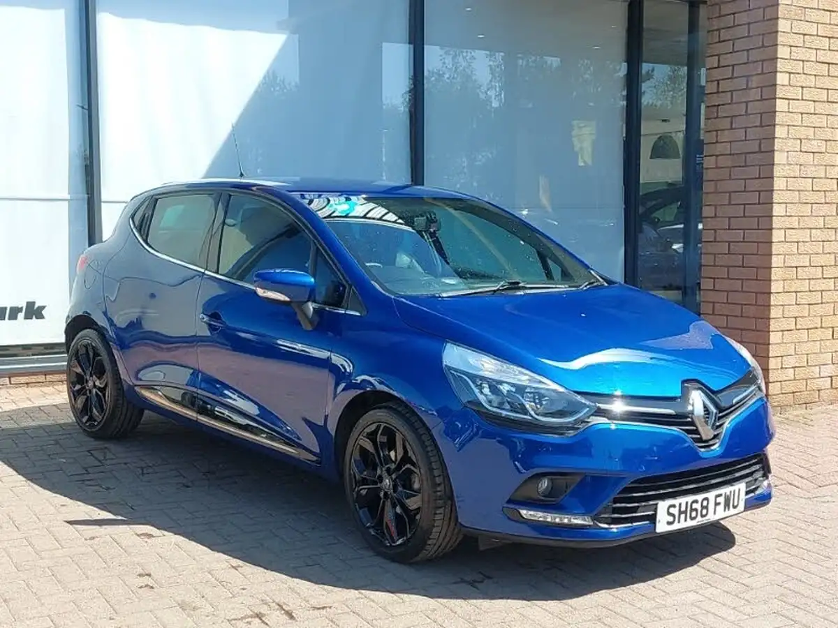 2018-renault-clio-09-tce-iconic-75ps-big-0
