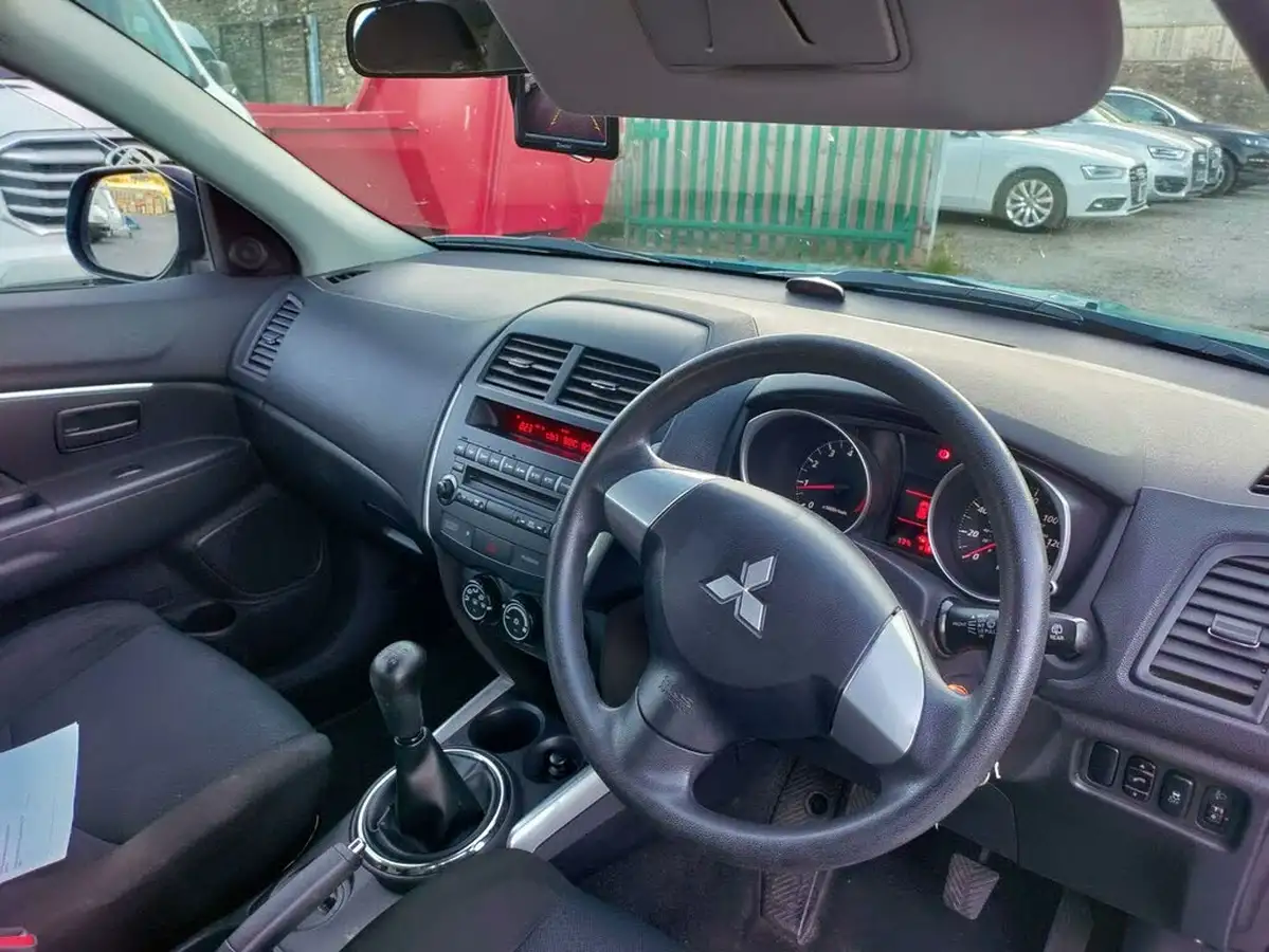 2012-mitsubishi-asx-16-attivo-big-7