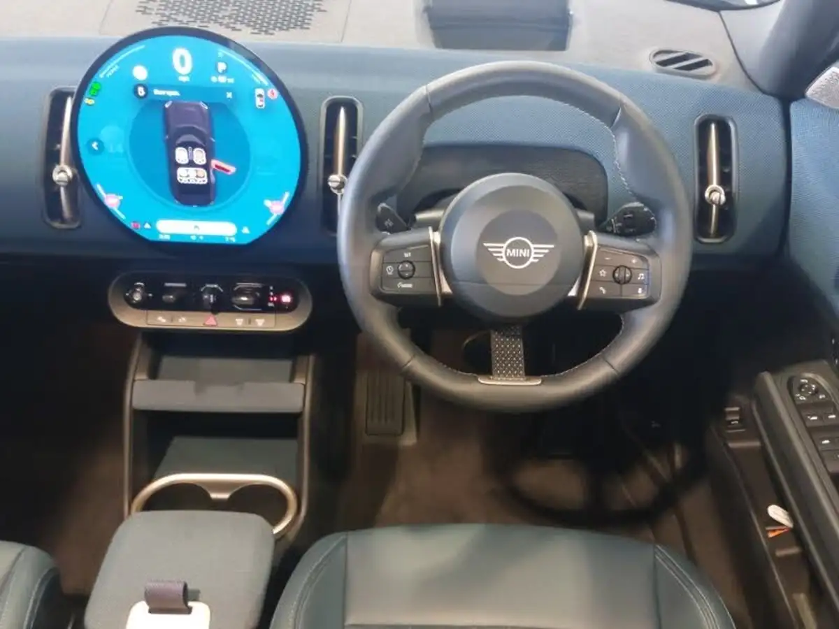 2024-mini-countryman-15-cooper-c-exclusive-big-4