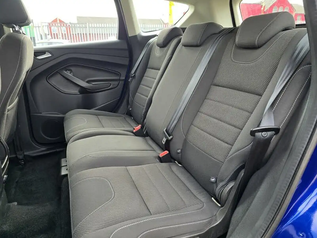 2016-ford-kuga-20tdci-zetec-big-12