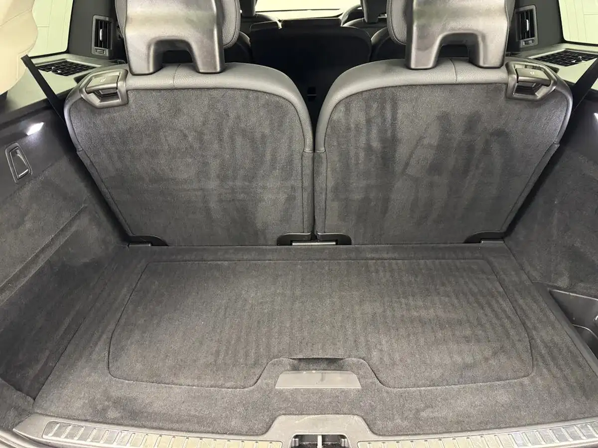 2023-volvo-xc90-20-b5-core-big-21