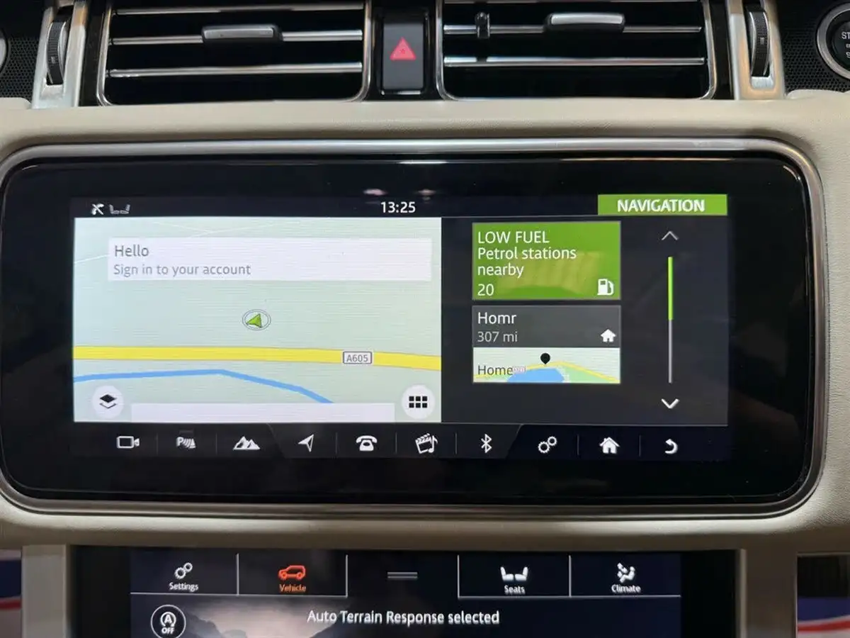 2020-land-rover-range-rover-30-p400-vogue-se-big-22