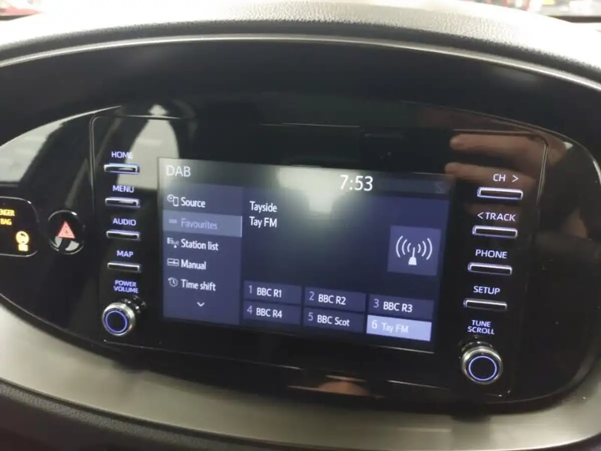2023-toyota-aygo-x-10-vvt-i-pure-big-14