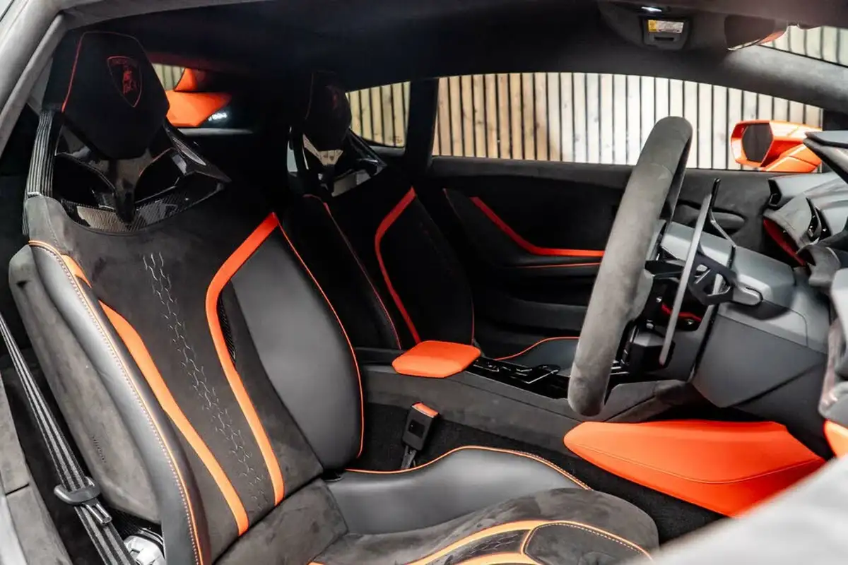 2023-lamborghini-huracan-52-tecnica-big-1
