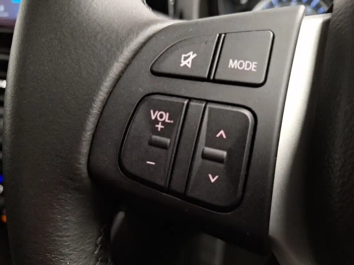 2023-suzuki-s-cross-14-boosterjet-motion-big-14