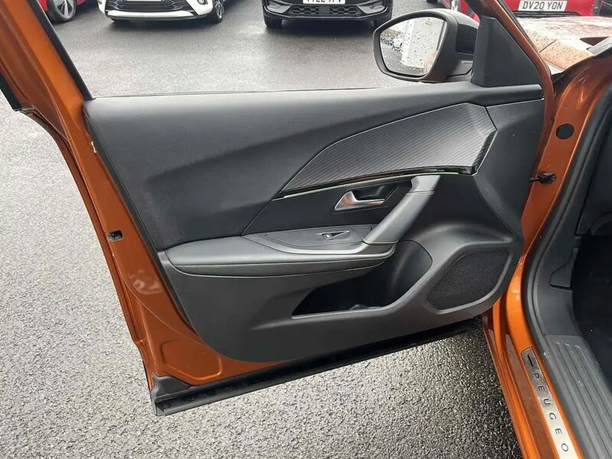 2021-peugeot-2008-suv-e-gt-big-23