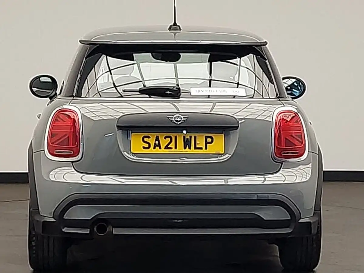 2021-mini-cooper-15-one-classic-3d-big-14