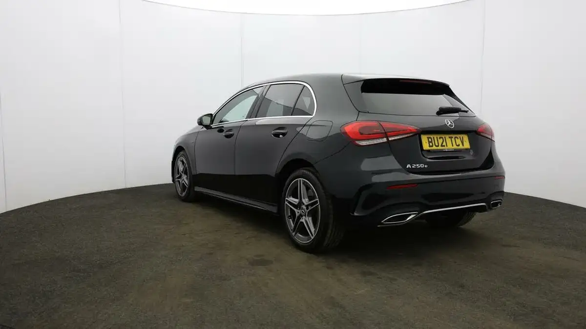 2021-mercedes-benz-a-class-13-a250e-amg-line-hatchback-5d-big-42