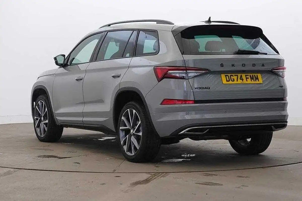 2024-skoda-kodiaq-20tdi-sportline-200ps-scr-big-2