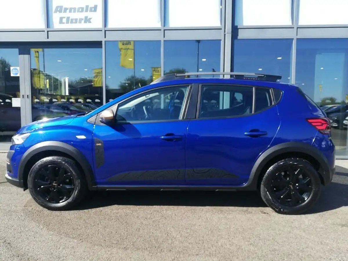 2023-dacia-sandero-stepway-10-tce-essential-90bhp-big-3
