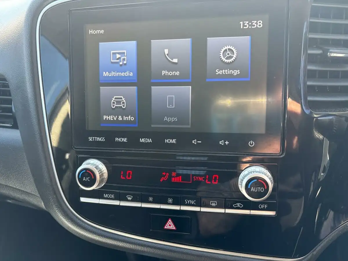 2020-mitsubishi-outlander-24-reflex-plus-commercial-big-28