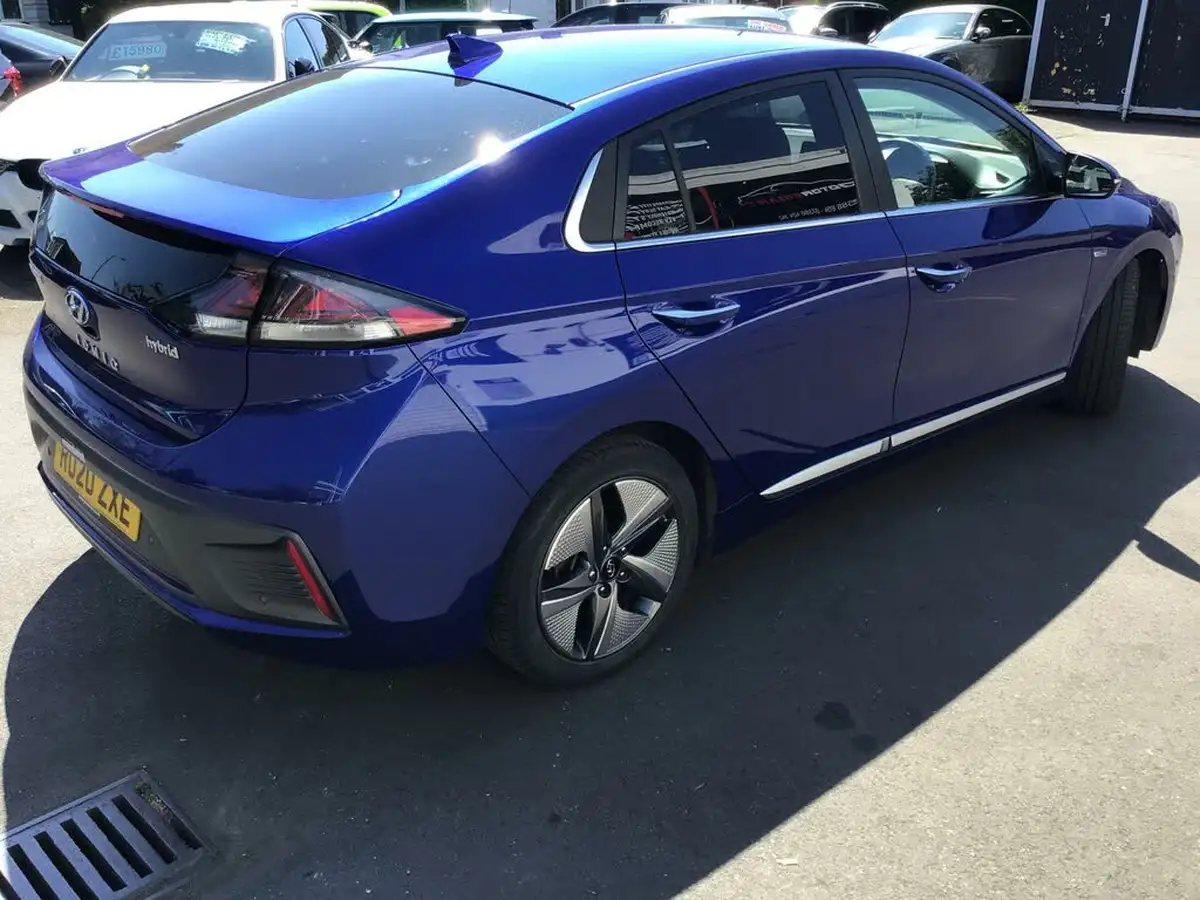 2020-hyundai-ioniq-16-gdi-premium-se-hybrid-big-18