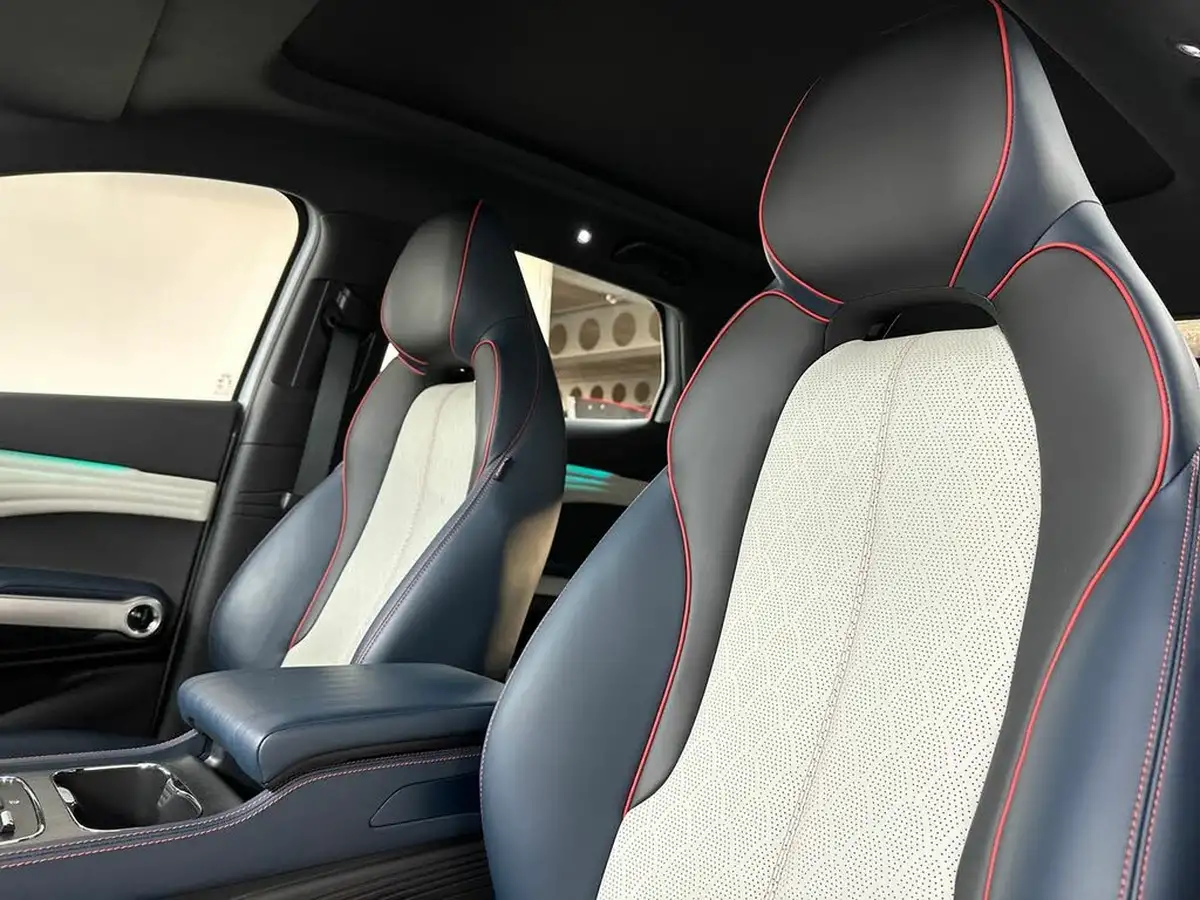 2024-byd-atto-3-e-design-big-12