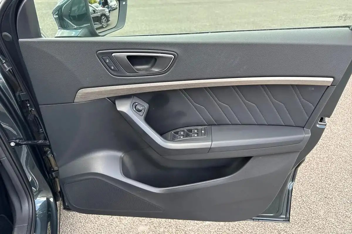 2022-seat-ateca-15-tsi-evo-xperience-dsg-big-19