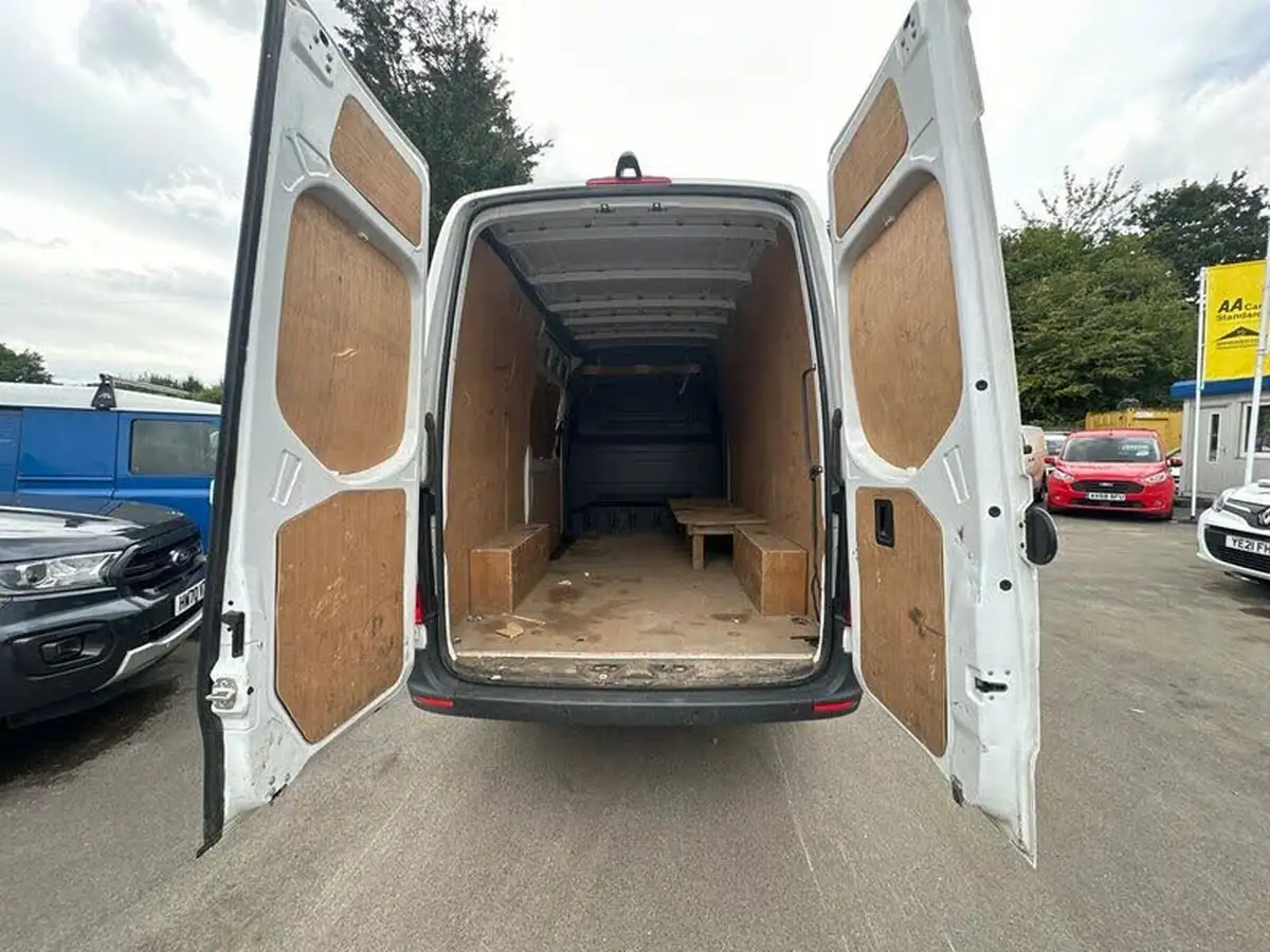 2021-mercedes-benz-sprinter-20cdi-315-l1h1-progressive-150pseu6dt-panel-rwd-eco-gear-360-big-19