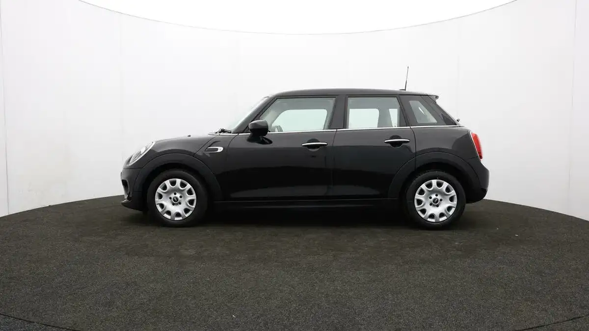 2020-mini-cooper-15-one-classic-5d-auto-big-68