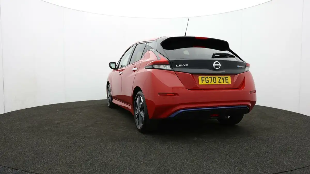 2020-nissan-leaf-e-n-connecta-big-32