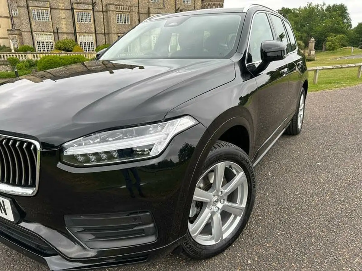 2023-volvo-xc90-20-b5-core-big-23