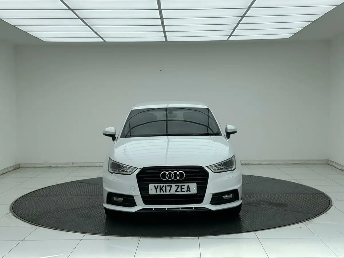 2017-audi-a1-14-tfsi-black-edition-hatchback-3d-s-tronic-big-1