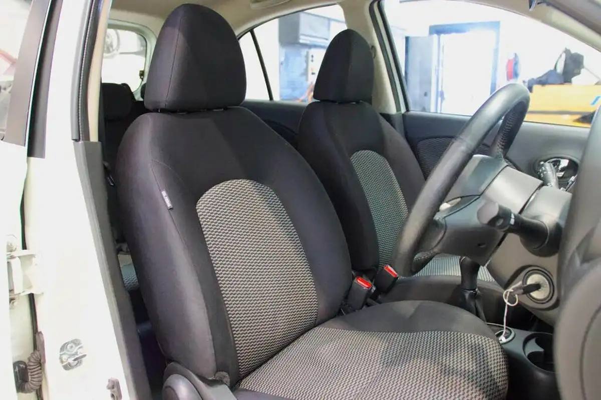 2015-nissan-micra-12-acenta-80ps-big-13