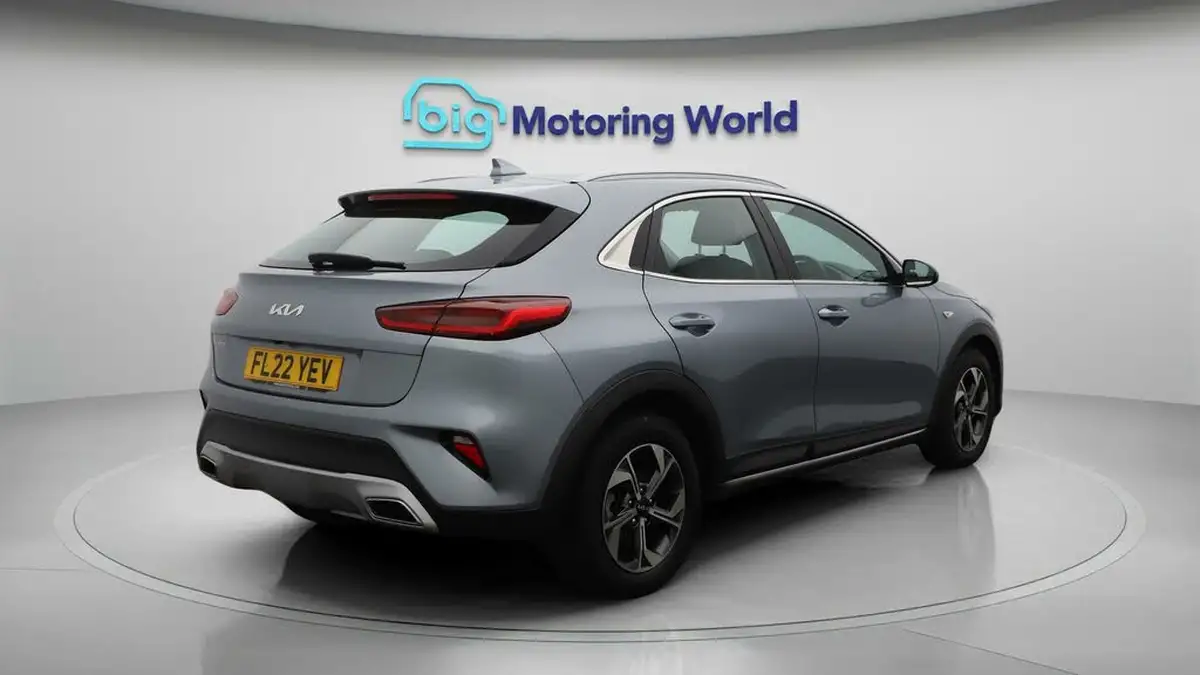 2022-kia-xceed-10-t-gdi-2-big-7