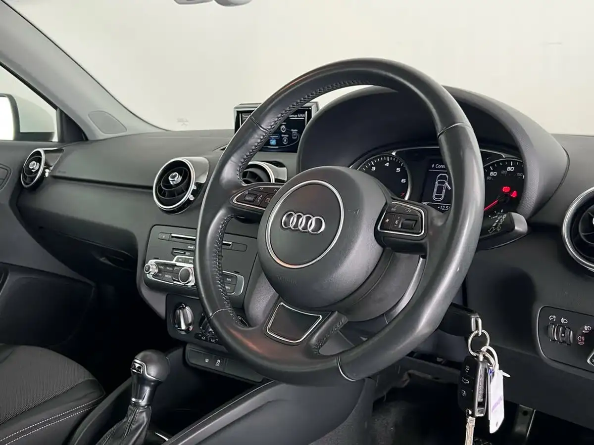 2017-audi-a1-10-tfsi-sport-hatchback-3d-s-tronic-big-14