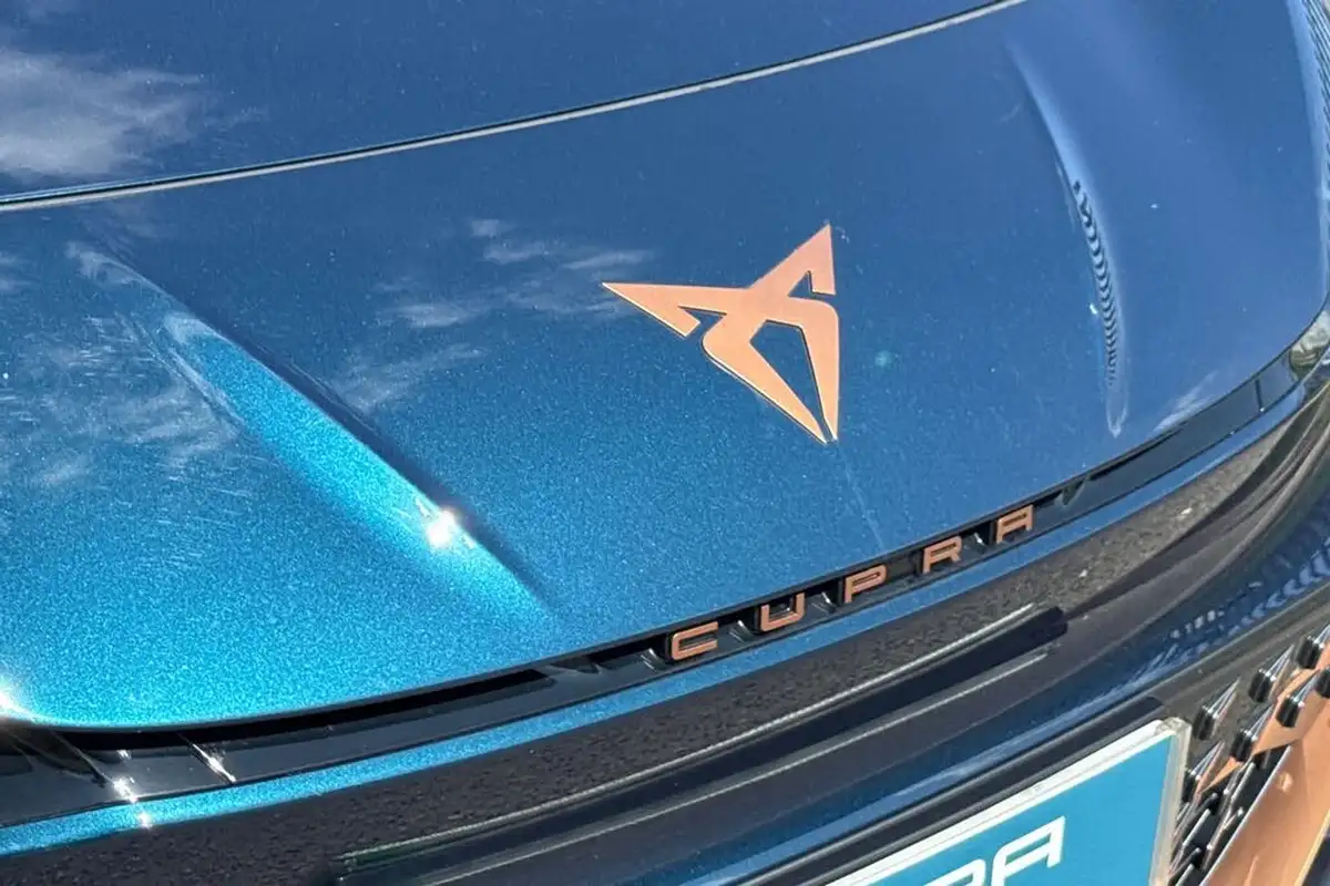 2022-cupra-born-e-v3-204ps-58kwh-big-43