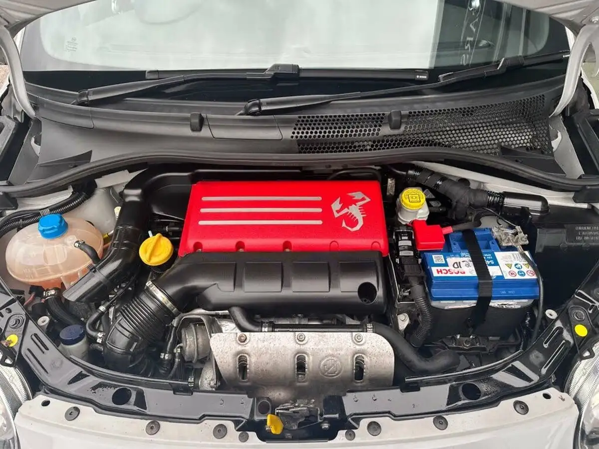2019-abarth-595-14-tjet-big-19