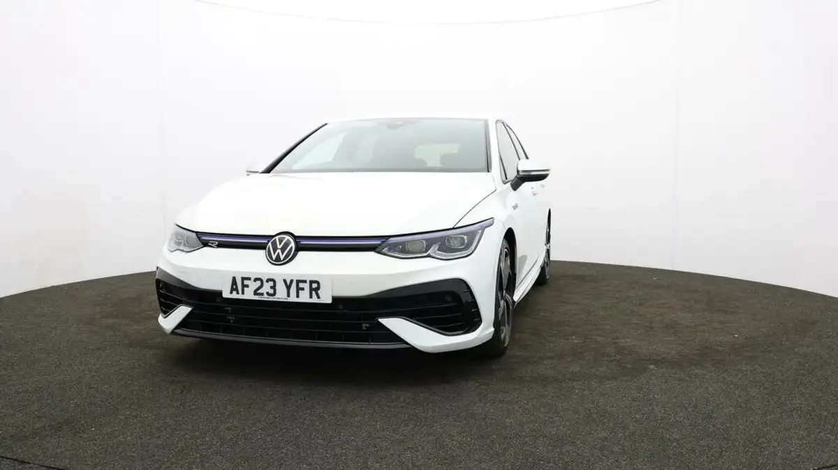 2023-volkswagen-golf-20-tsi-r-320ps-hatchback-big-55