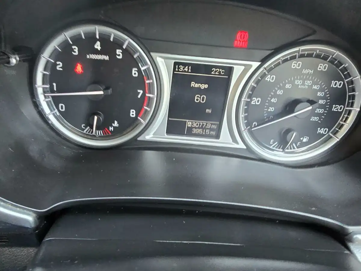 2018-suzuki-vitara-16-sz-t-big-38