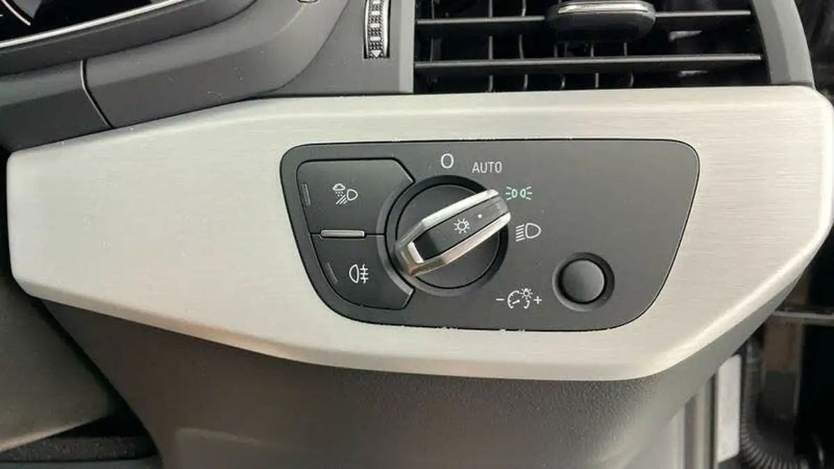 2024-audi-a4-20-35-tfsi-s-line-big-19