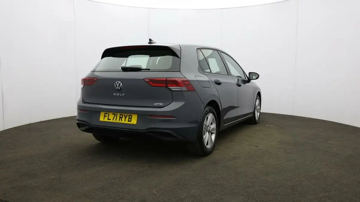 2021-volkswagen-golf-15-etsi-life-150ps-hatchback-big-59