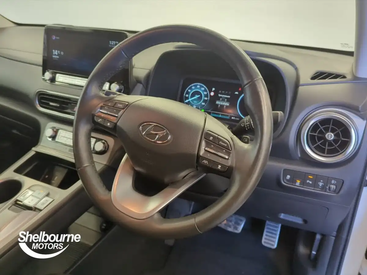 2022-hyundai-kona-e-premium-204ps-64kwh-7kw-obc-big-3