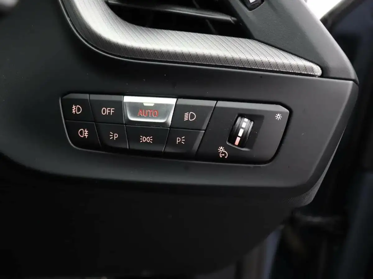 2022-bmw-1-series-15-118i-m-sport-lcp-big-42