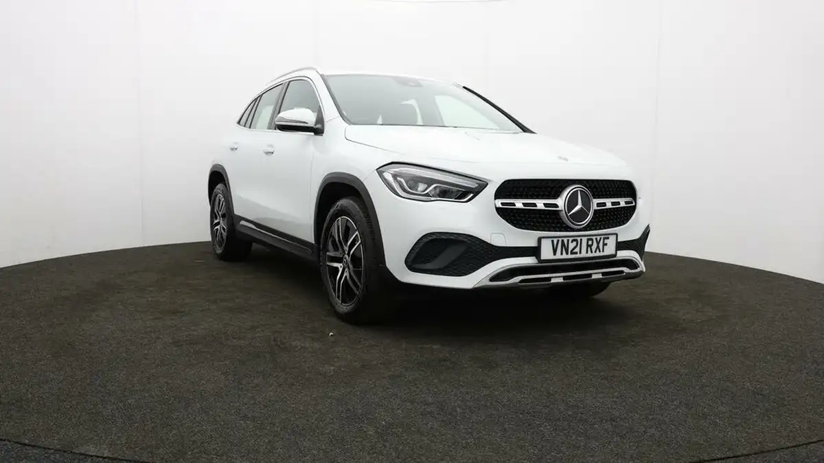 2021-mercedes-benz-gla-class-13-gla-200-sport-big-48