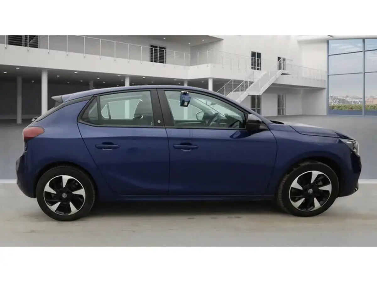 2022-vauxhall-corsa-e-se-premium-big-6