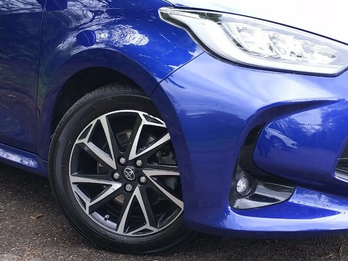 2022-toyota-yaris-15-vvt-i-design-big-8
