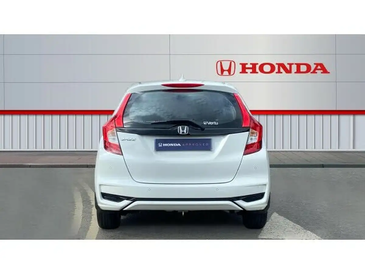 2018-honda-jazz-13-i-vtec-se-cvt-big-6