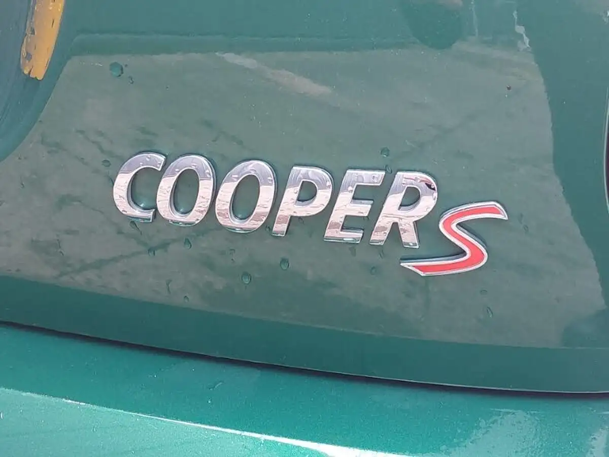 2019-mini-cooper-20-cooper-s-60-years-edition-big-13