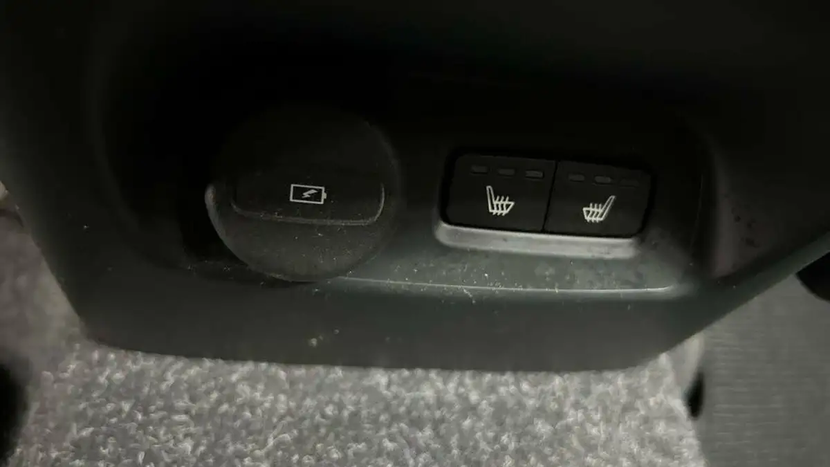 2020-volvo-xc40-20-b5-inscription-pro-big-16