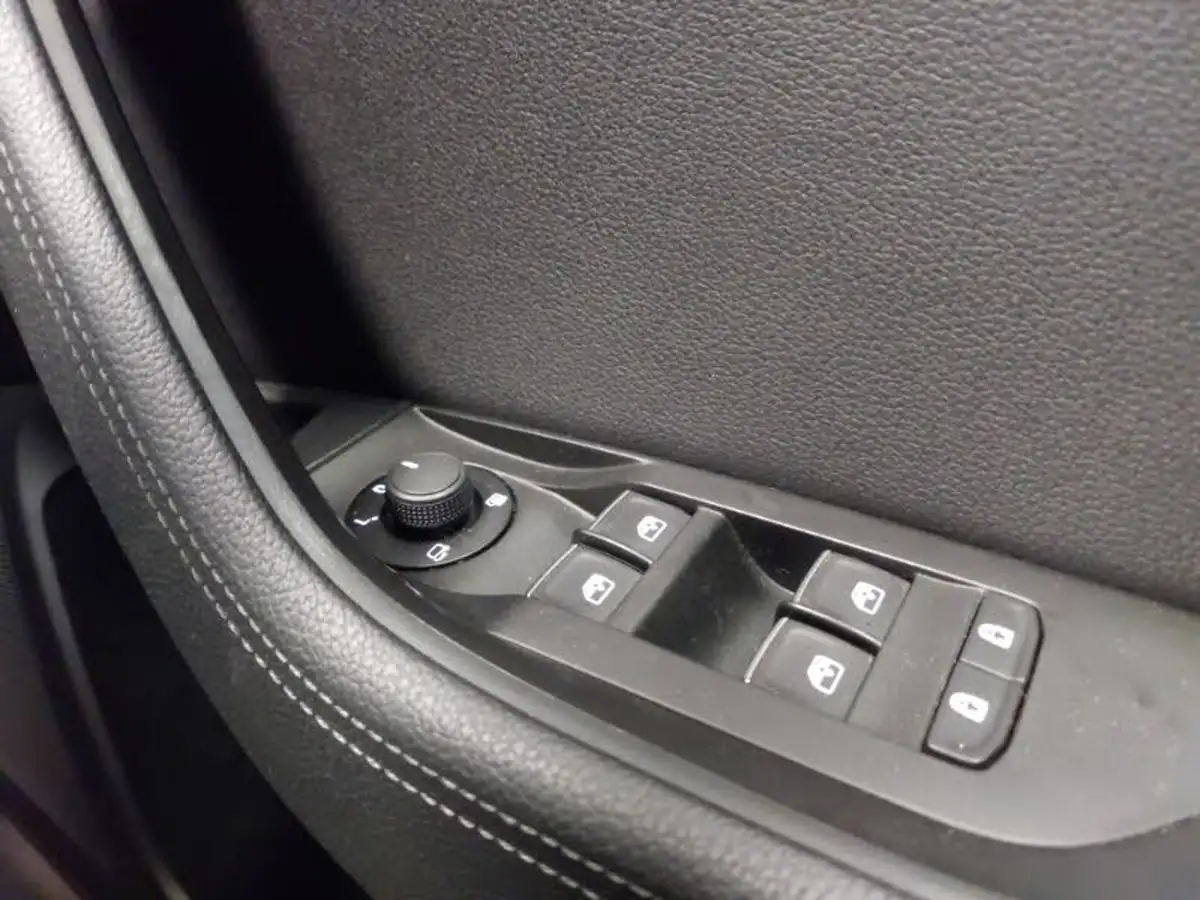 2020-skoda-superb-20tdi-se-l-150ps-estate-dsg-big-11