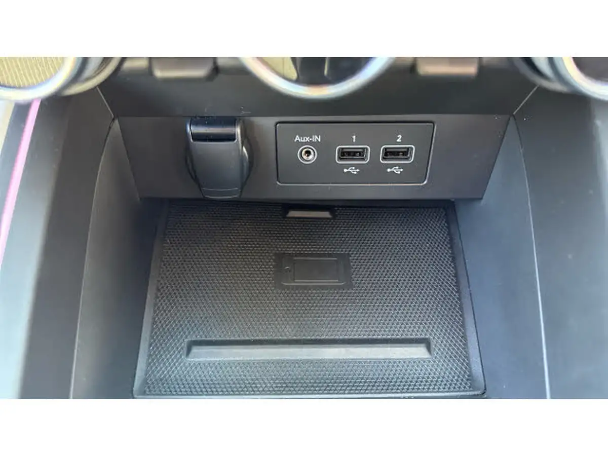 2023-renault-clio-16-techno-big-36
