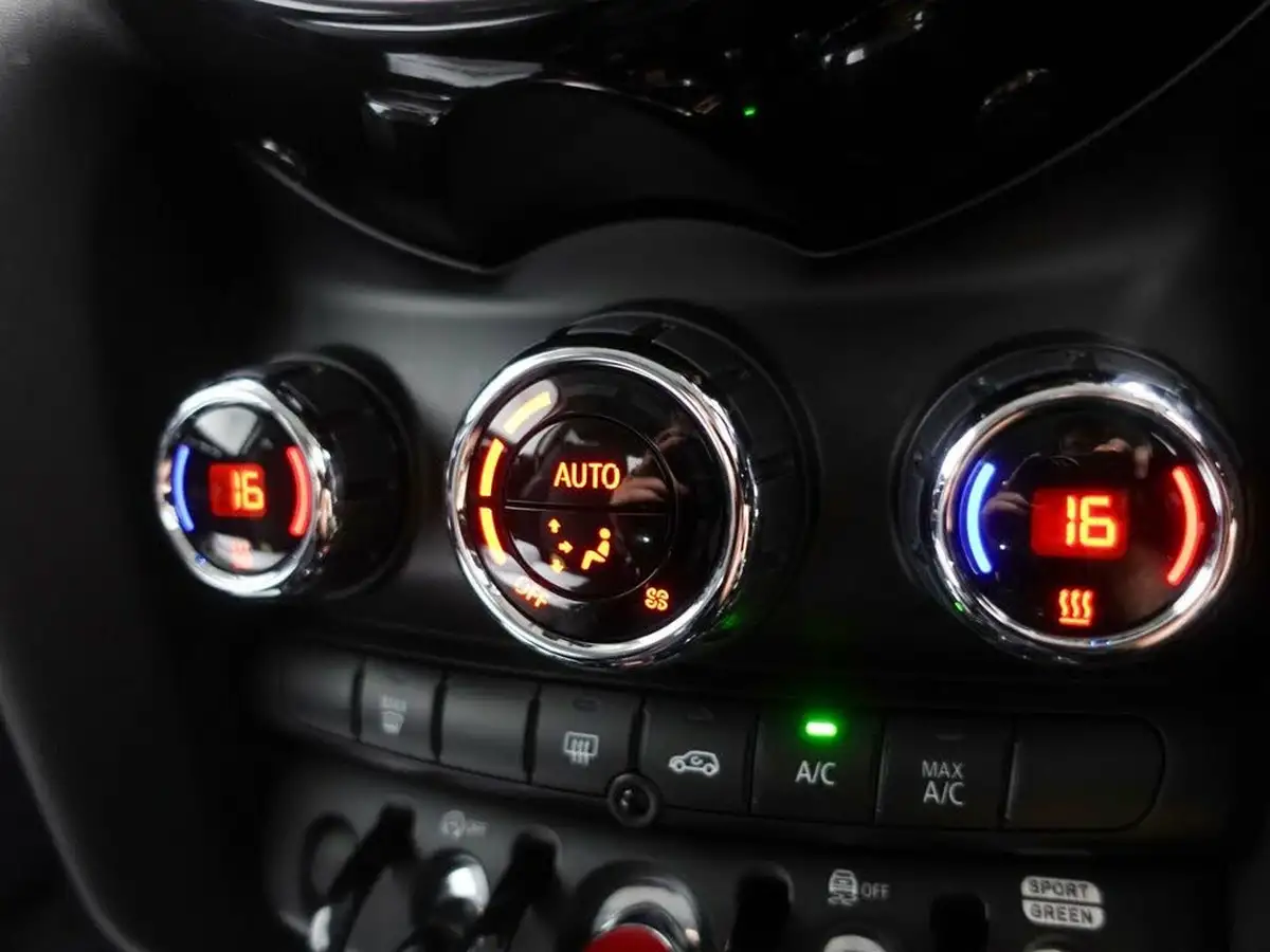 2018-mini-cooper-20-cooper-s-ss-hatchback-3d-big-22
