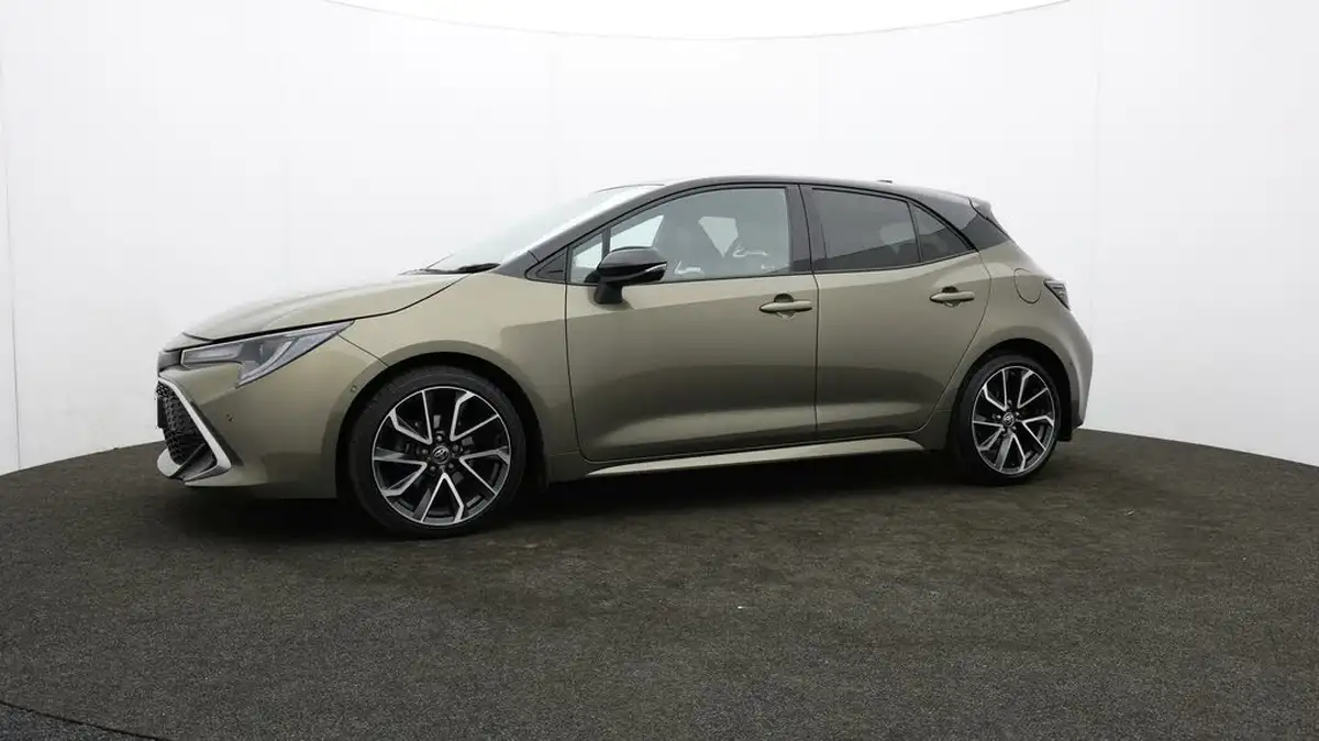 2022-toyota-corolla-18-vvt-i-excel-120bhp-trk-hatchback-big-62