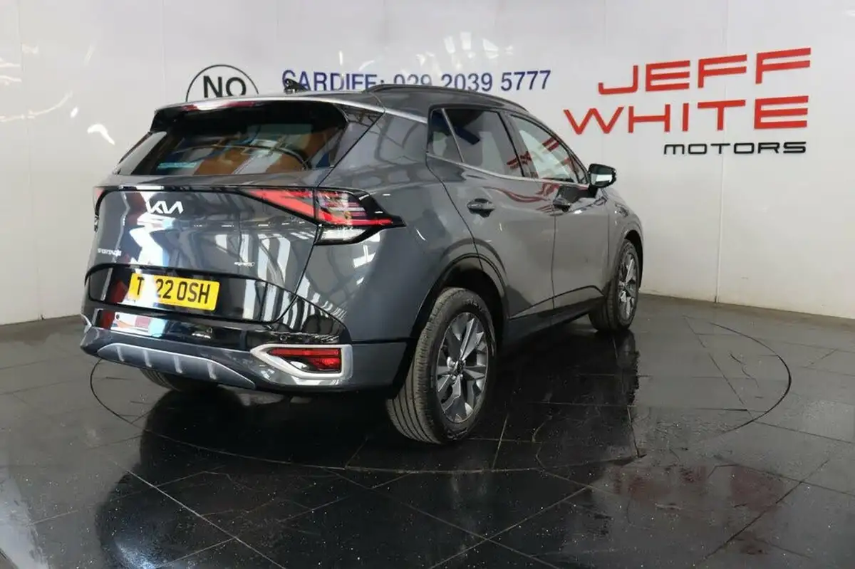 2022-kia-sportage-16-t-gdi-gt-line-226bhp-hev-1598cc-auto-big-4