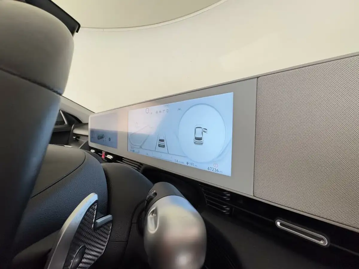 2021-hyundai-ioniq-5-e-ultimate-217ps-73kwh-rwd-big-25