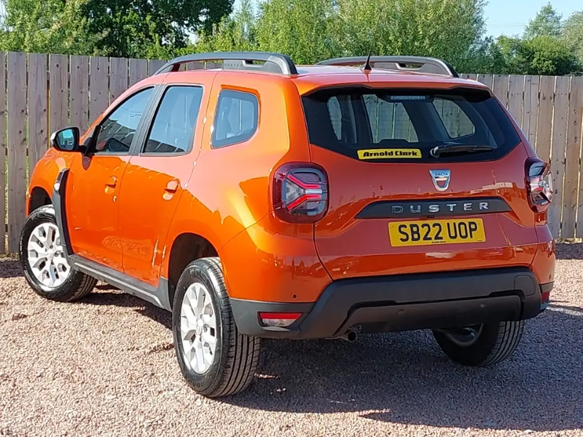 2022-dacia-duster-10-tce-comfort-90hpeu6d-4x2-window-van-big-1