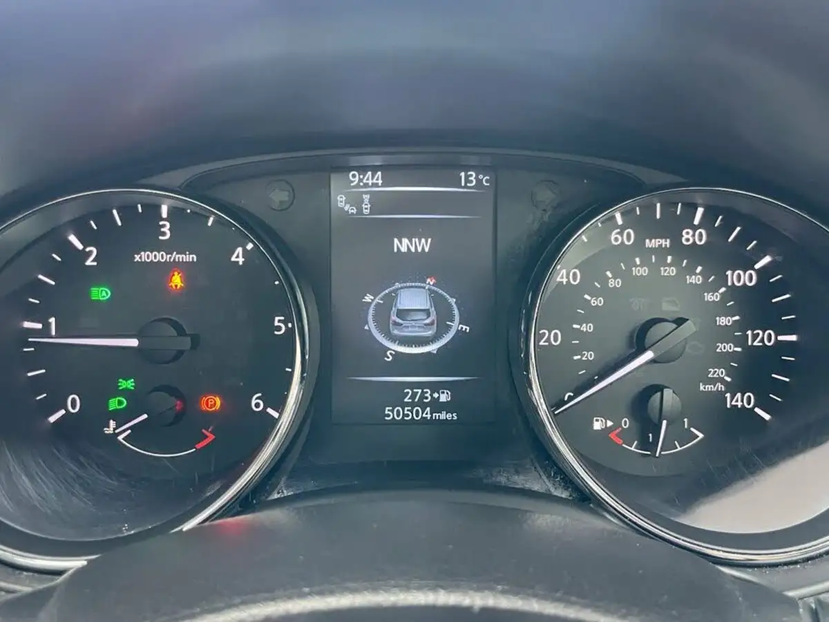 2015-nissan-qashqai-15dci-tekna-big-35