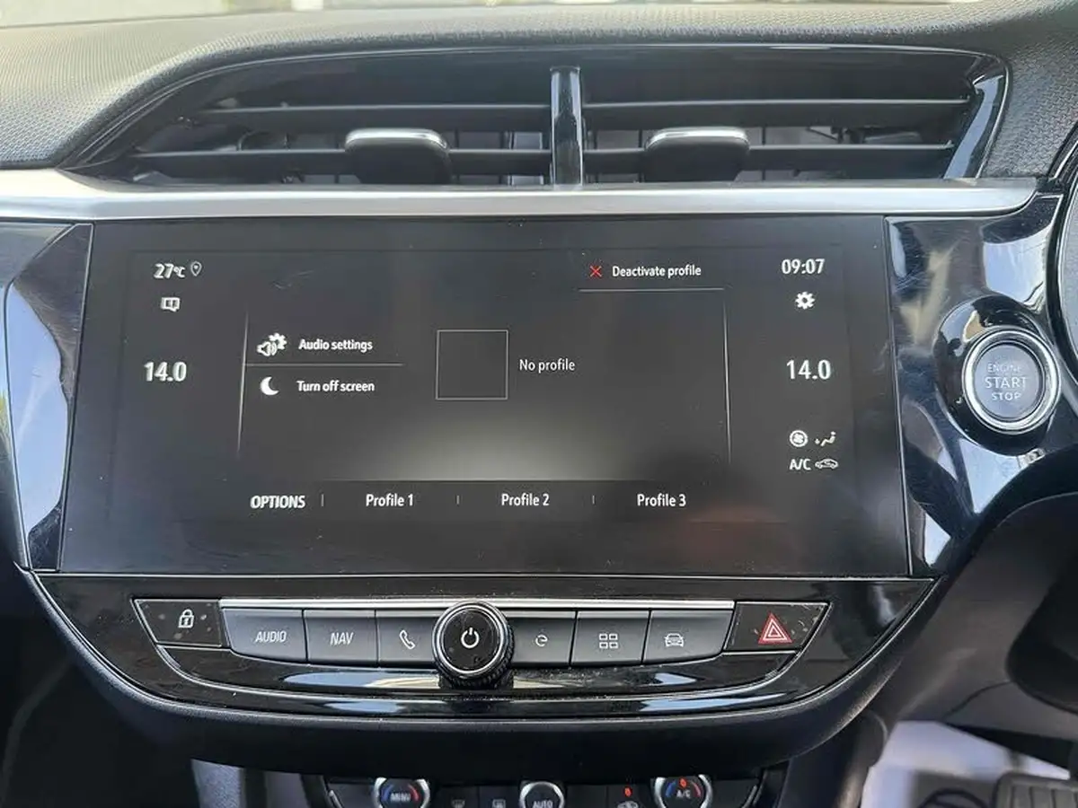 2022-vauxhall-corsa-e-elite-premium-big-38